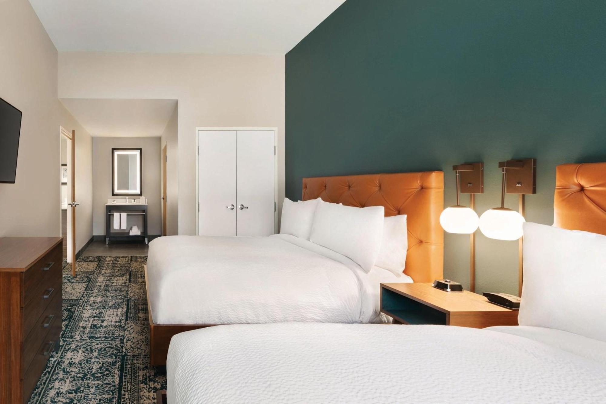 Four Points By Sheraton Raleigh Arena Bagian luar foto
