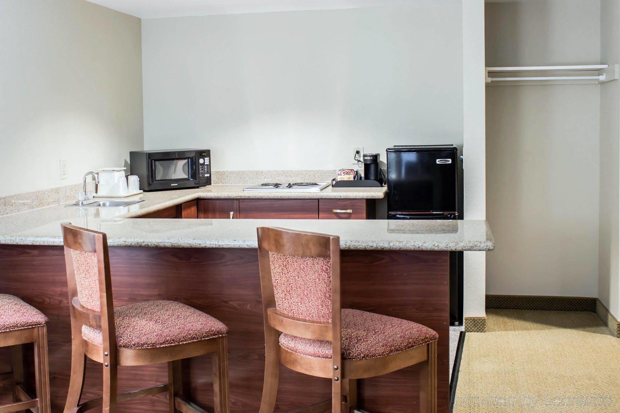 Four Points By Sheraton Raleigh Arena Bagian luar foto