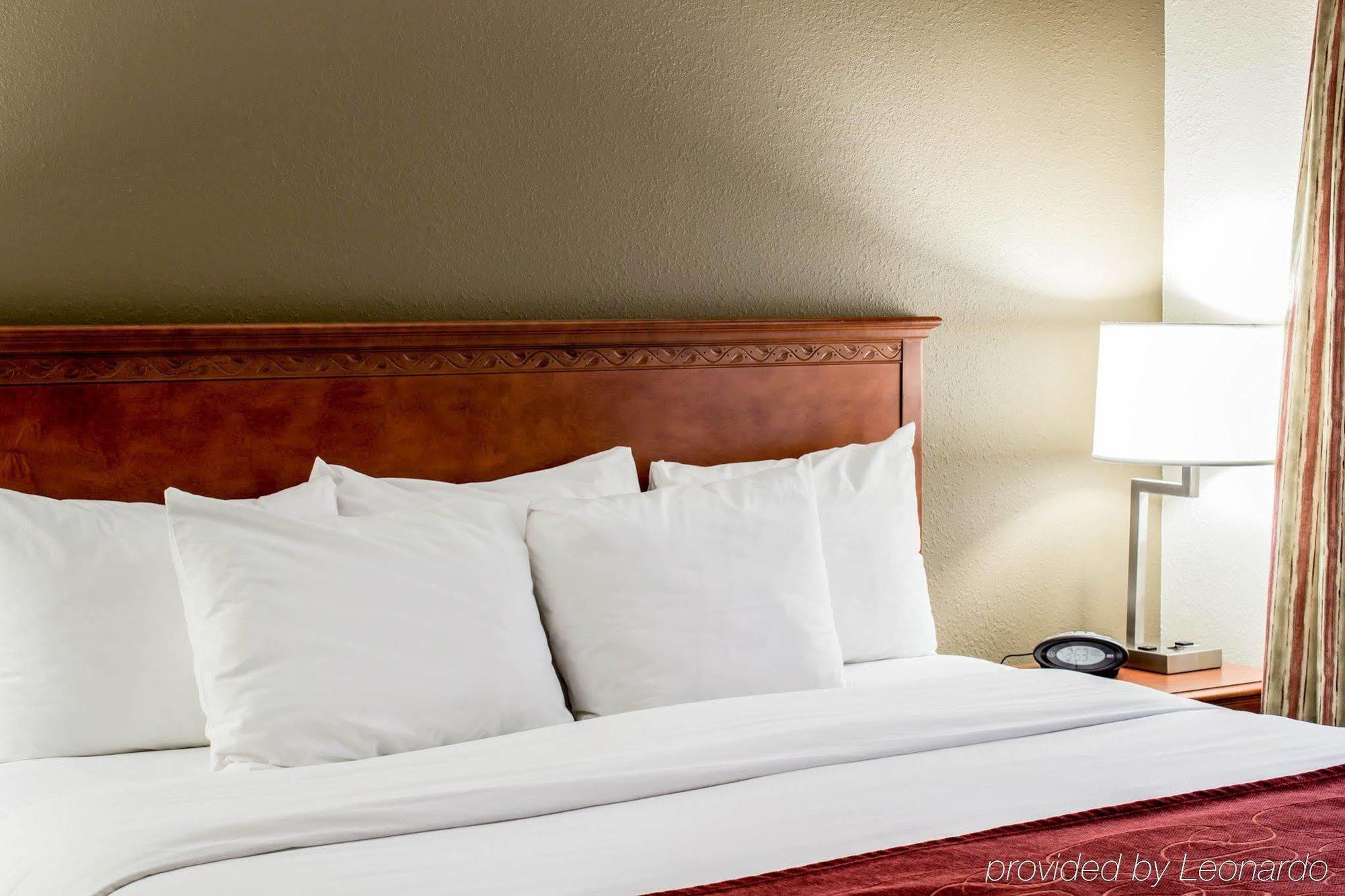 Four Points By Sheraton Raleigh Arena Bagian luar foto